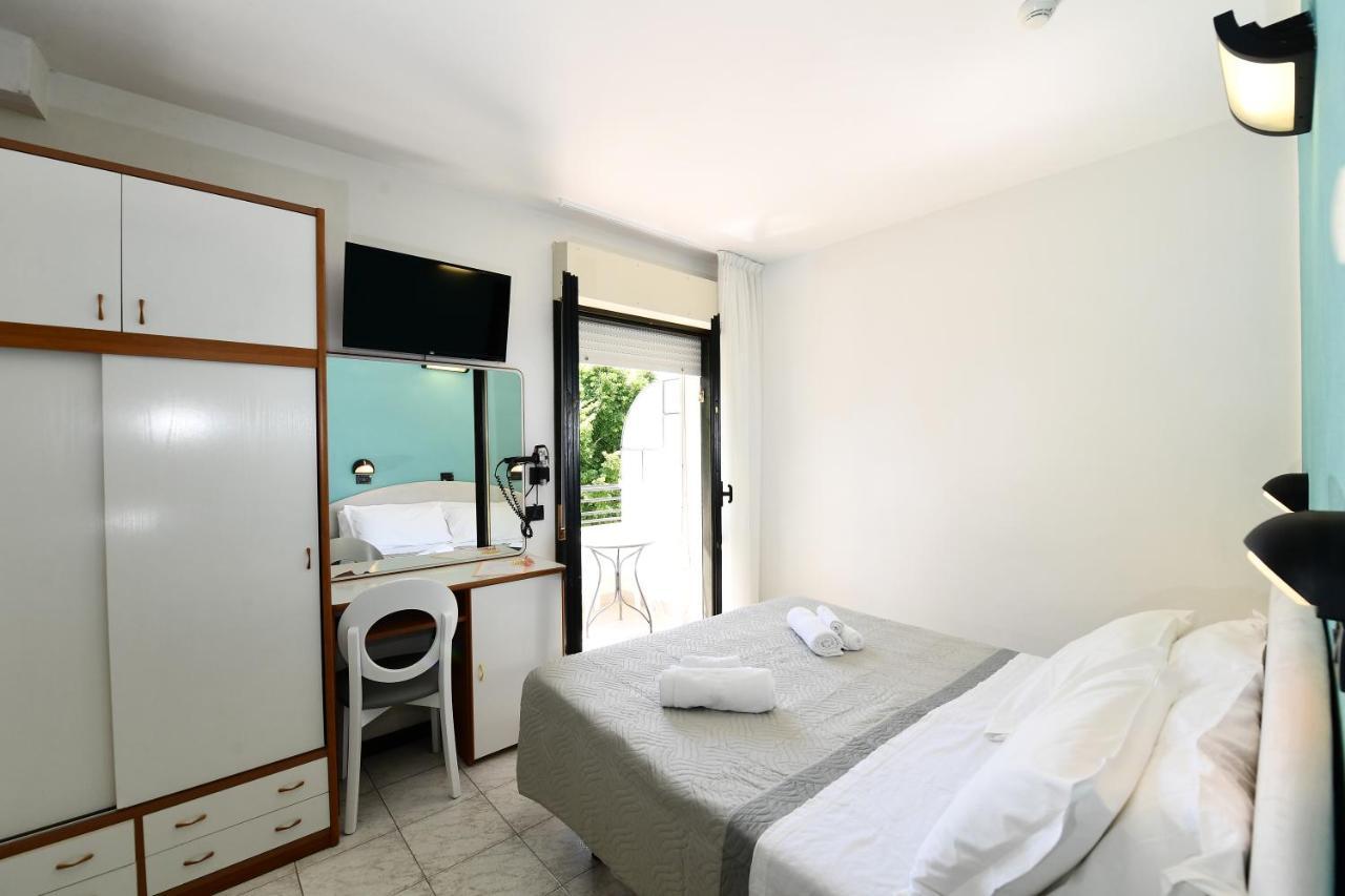 Hotel Criniera D'Oro Rimini Eksteriør billede