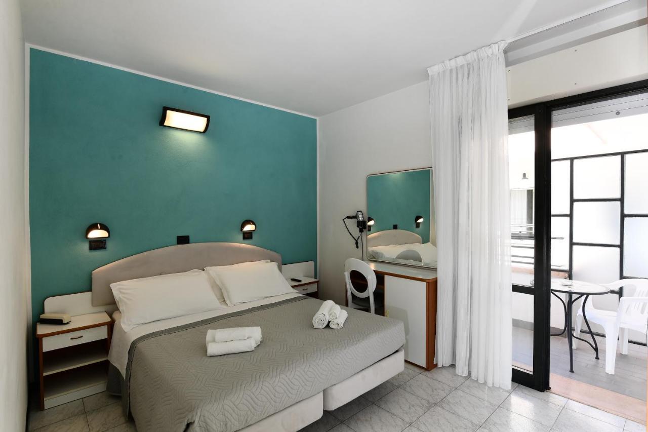 Hotel Criniera D'Oro Rimini Eksteriør billede